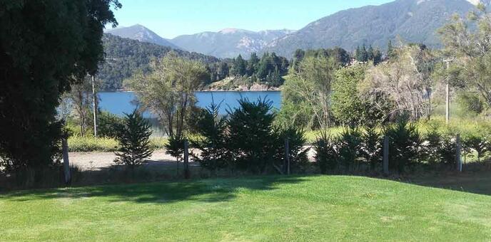 Hoyo 9 - Tee vista desde atrás