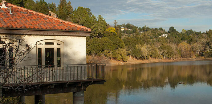 *Orinda Country Club*