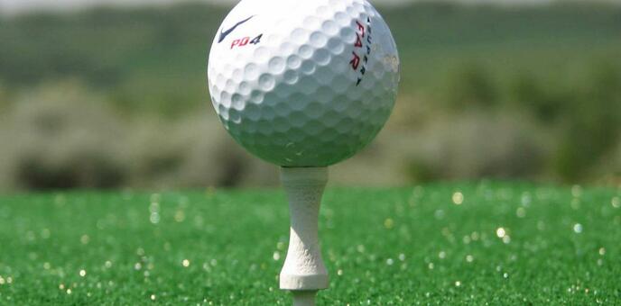 *Historia de la pelota de golf*