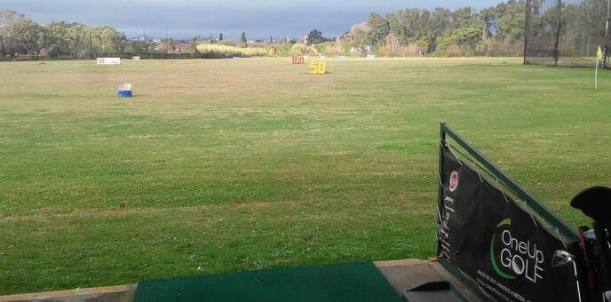 Cancha oneupgolf florentino molina